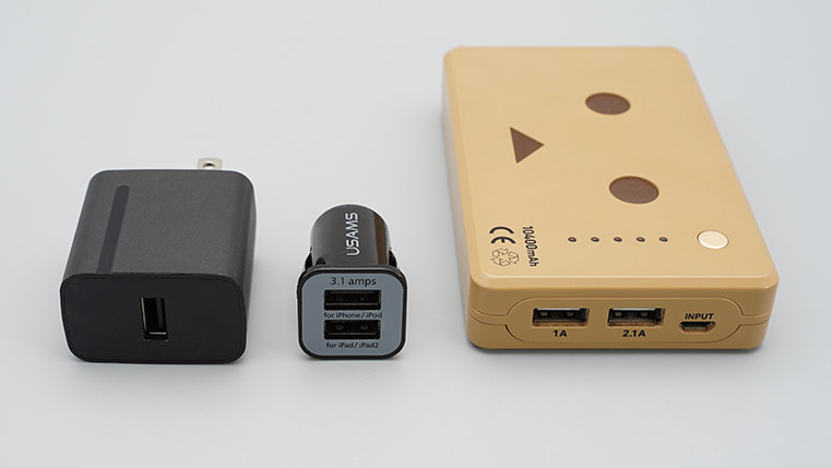USB充電器やモバイルバッテリー