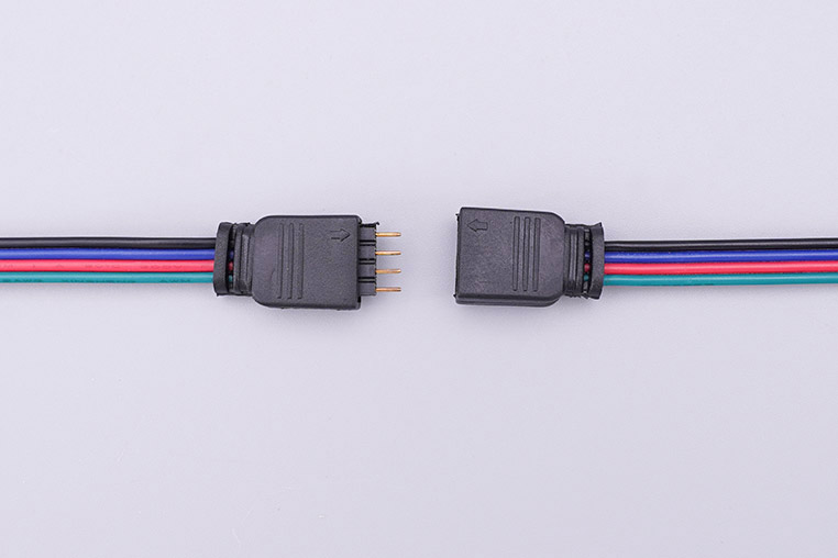 RGB用 4ピンコネクタ配線どうしの接続