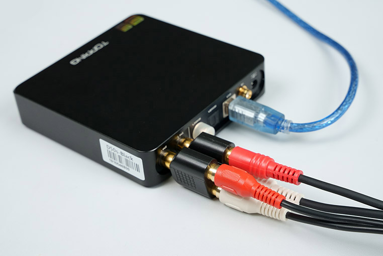 USB DAC（D50s）の音声出力を、左右それぞれ分岐する