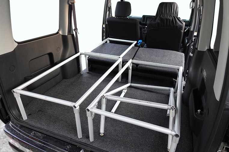車中泊用のフラットキット 一箇所格納時