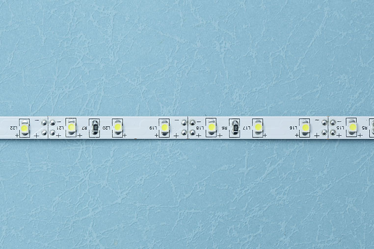3528テープLED 60LED/mタイプ