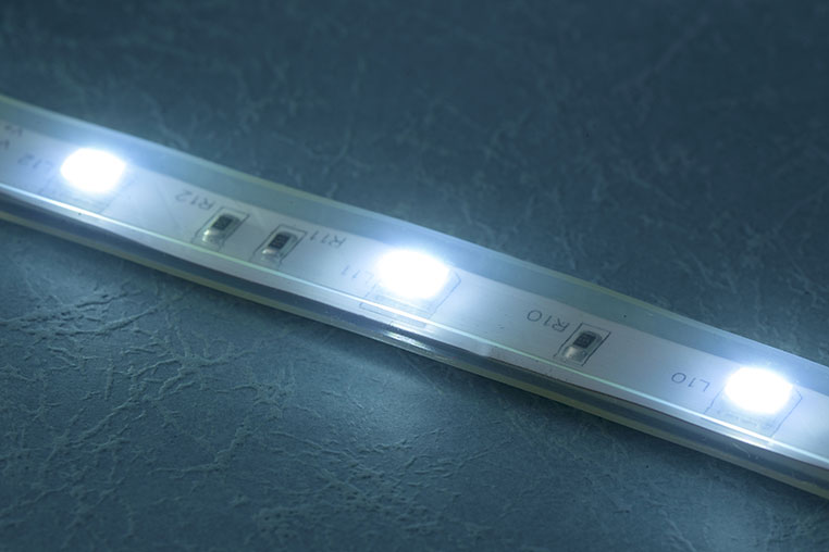 シリコン防水LEDテープライト