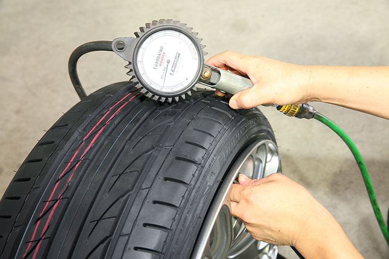 引っ張りタイヤの空気圧は何キロがいいのか？
