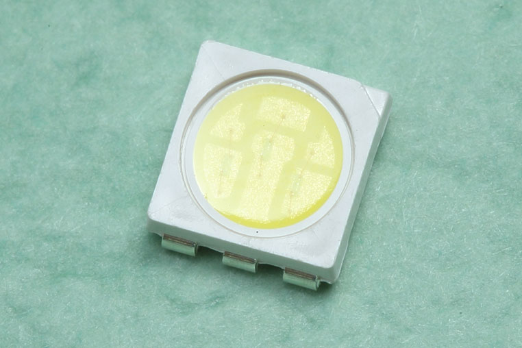 5050 3チップSMD（5050チップLED）