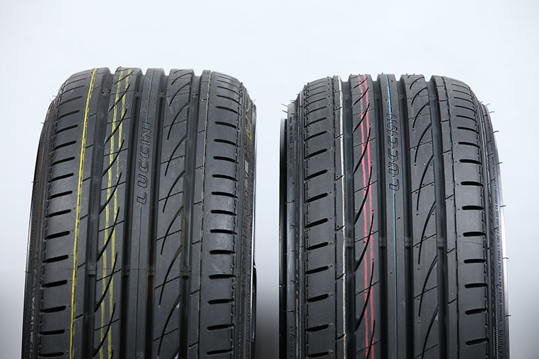 205/35R19と、215/35R19の引っ張りタイヤ比較