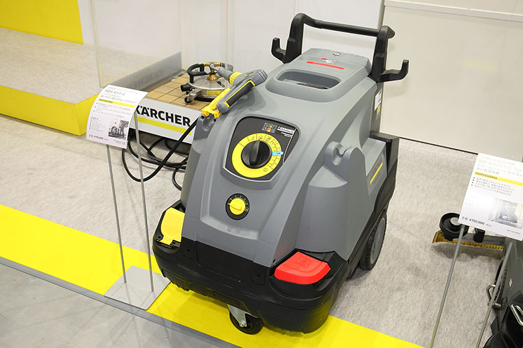 ケルヒャーの業務用床洗浄機