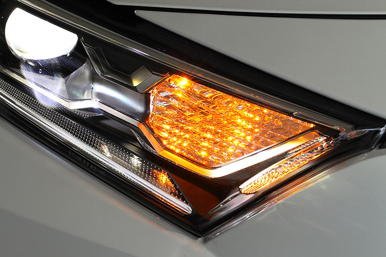 RAV4の電球ウインカー(T20タイプ)
